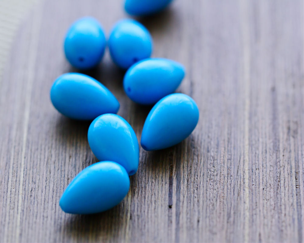 Vintage Opaque Blue Teardrop Acrylic Beads